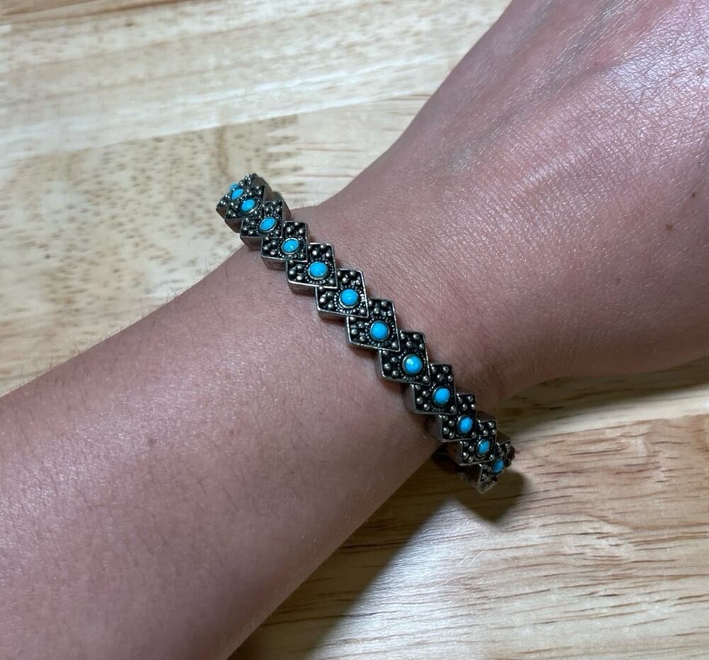 Southwest Style Faux Turquiose Vintage Stretch Bracelet